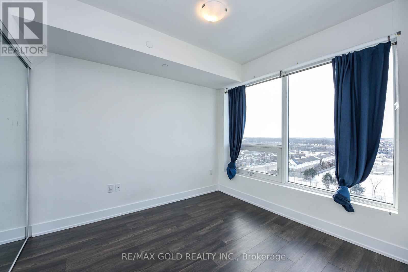 723 - 2450 Old Bronte Road W, Oakville, Ontario  L6M 5P6 - Photo 10 - W12664186