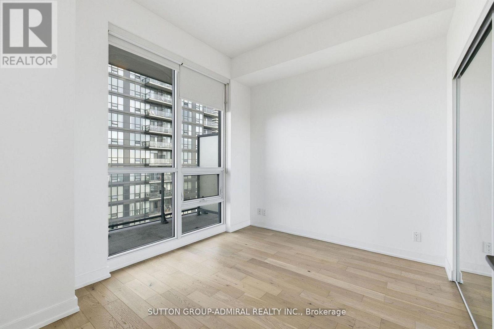 3010 - 2212 Lake Shore Boulevard W, Toronto, Ontario  M8V 0C2 - Photo 10 - W12664188