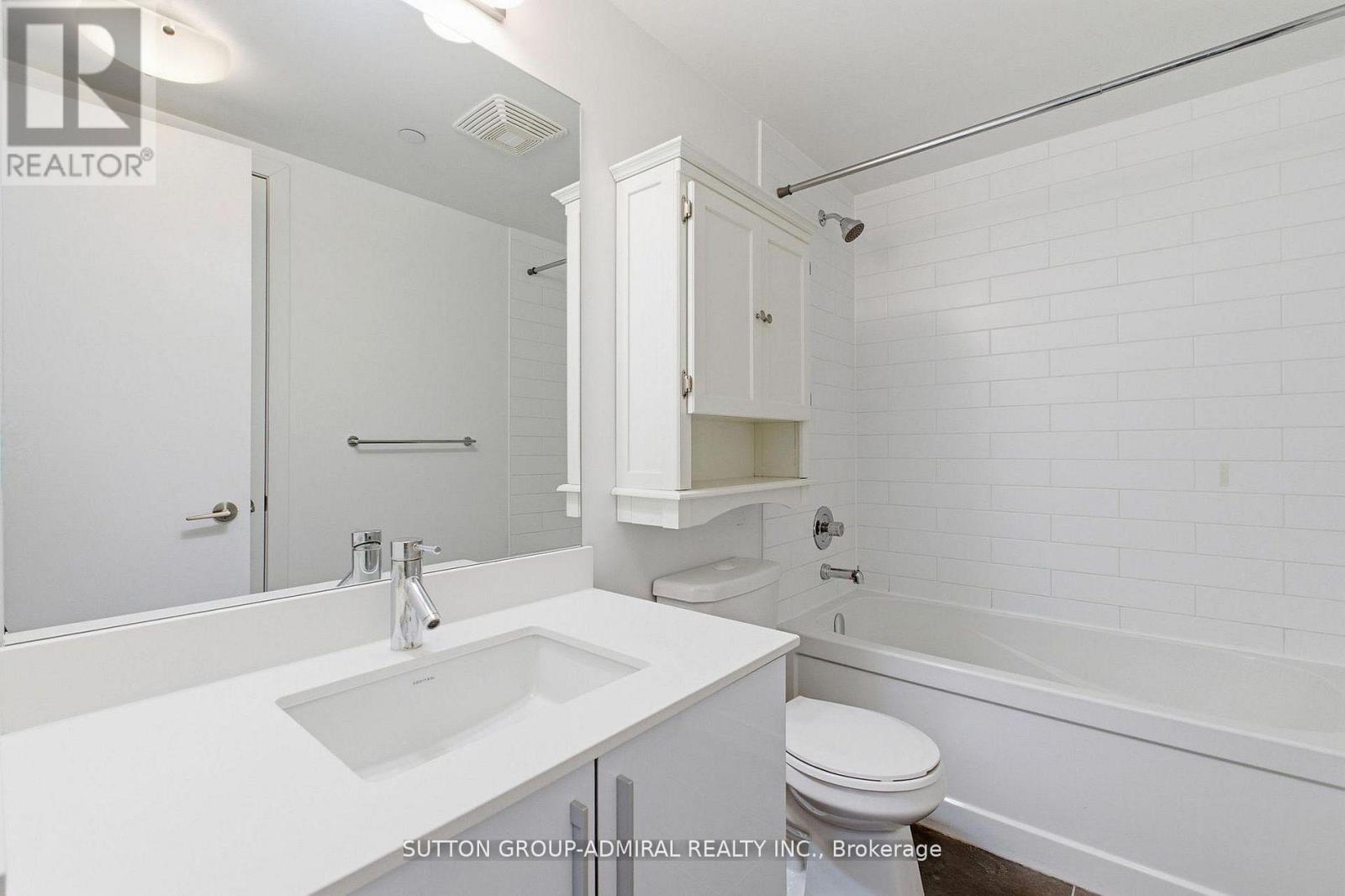 3010 - 2212 Lake Shore Boulevard W, Toronto, Ontario  M8V 0C2 - Photo 15 - W12664188