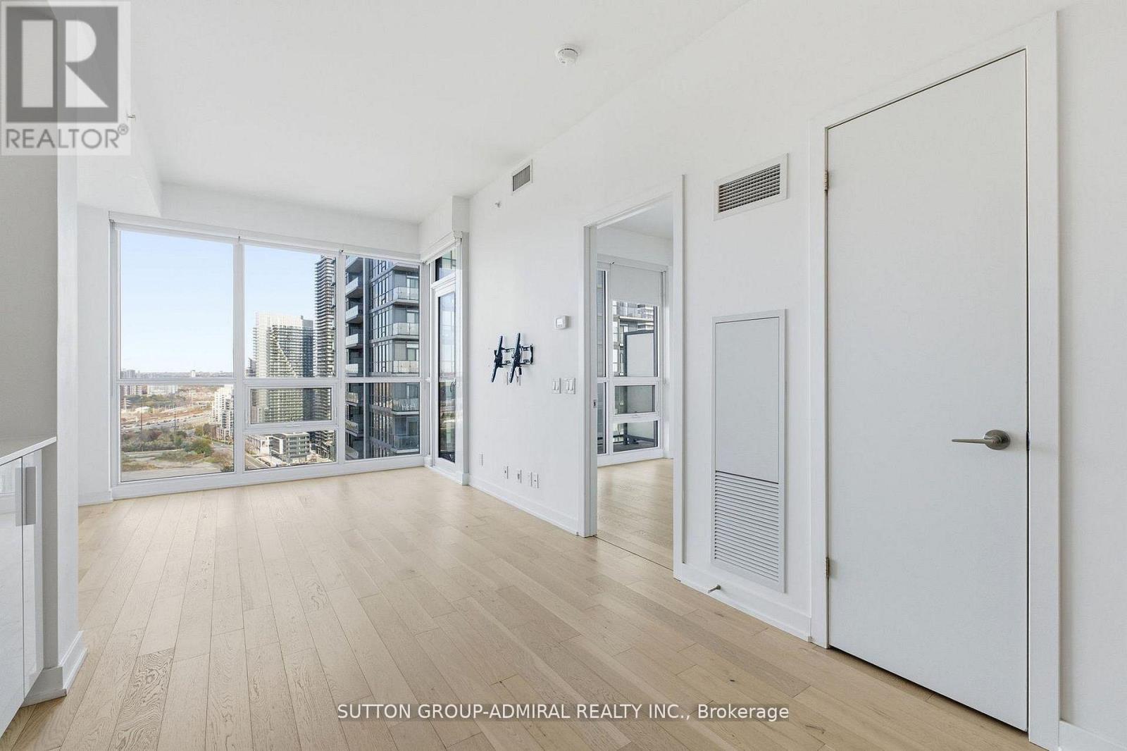 3010 - 2212 Lake Shore Boulevard W, Toronto, Ontario  M8V 0C2 - Photo 3 - W12664188