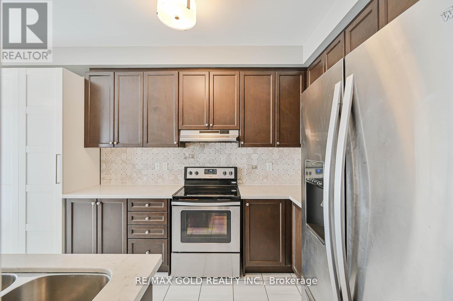 67 Zelda Road, Brampton, Ontario  L6R 3V4 - Photo 8 - W12664212