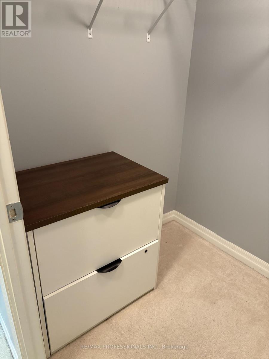 610 - 1403 Royal York Road, Toronto, Ontario  M9P 0A1 - Photo 17 - W12664236