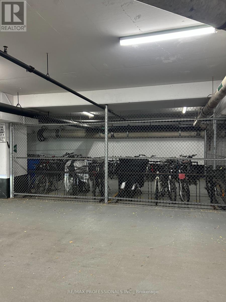 610 - 1403 Royal York Road, Toronto, Ontario  M9P 0A1 - Photo 26 - W12664236