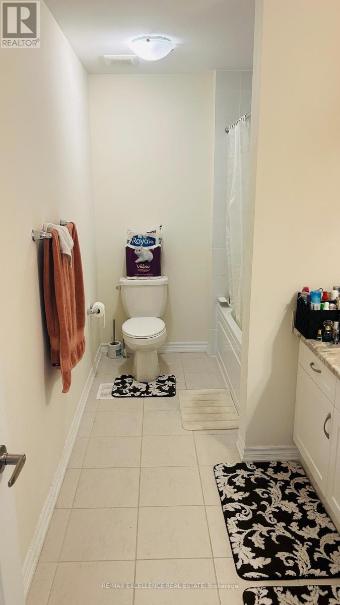 25 Divers Road, Brampton, Ontario  L7A 5C8 - Photo 17 - W12664238