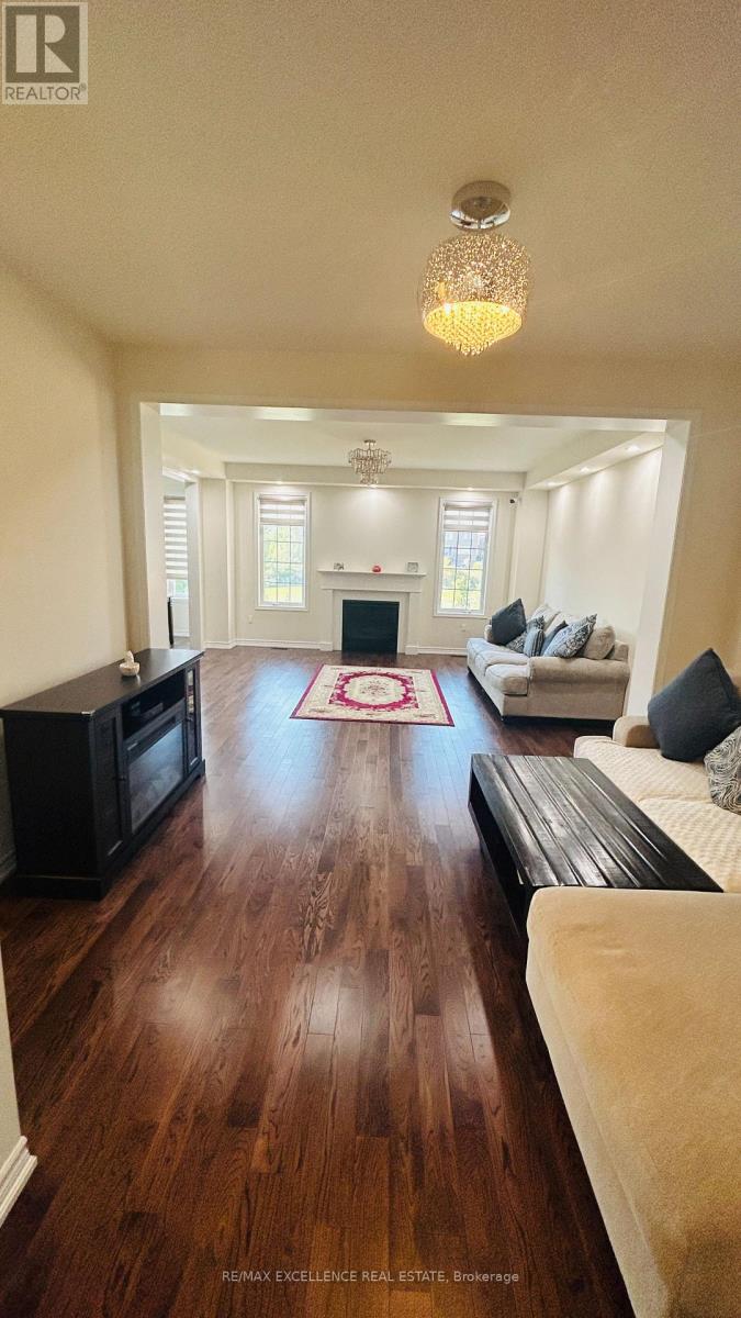 25 Divers Road, Brampton, Ontario  L7A 5C8 - Photo 8 - W12664238