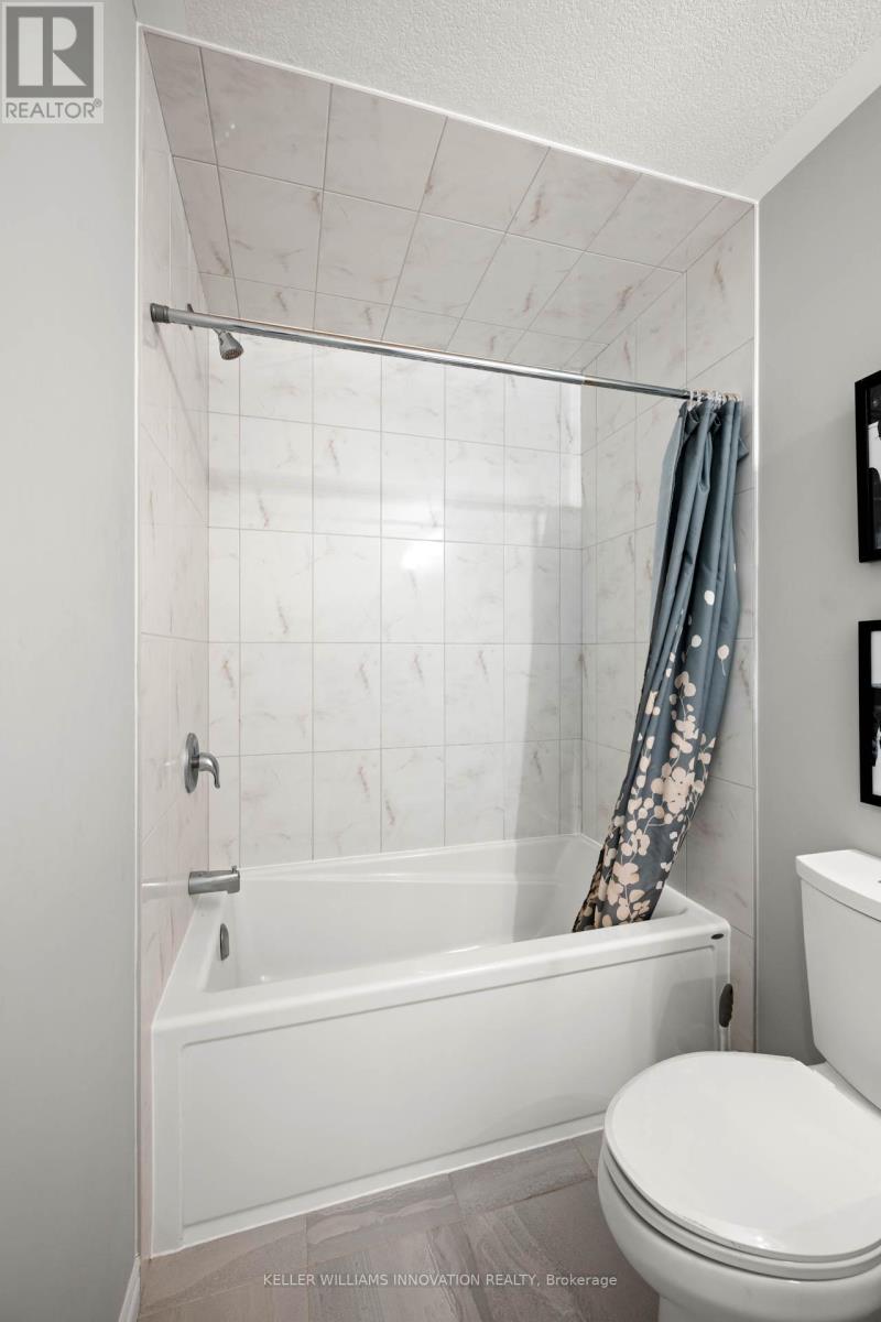 90 Wheat Lane, Kitchener, Ontario N2R 0R6 - Photo 19 - X12664164