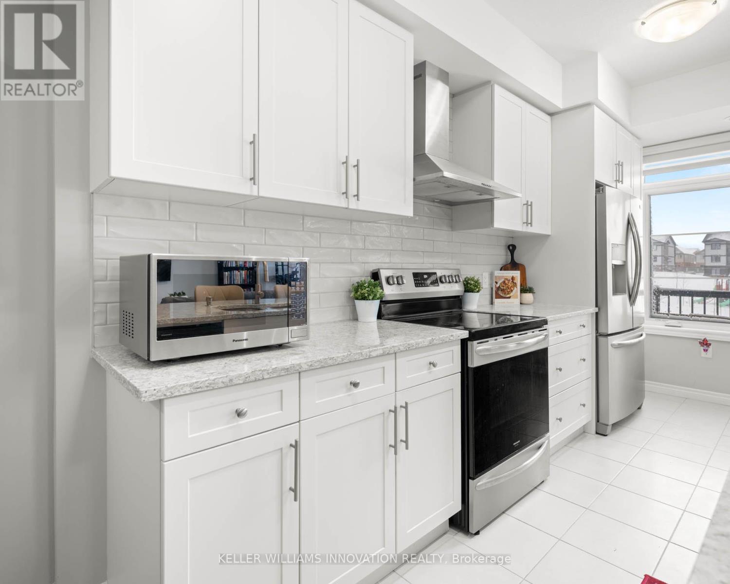 90 Wheat Lane, Kitchener, Ontario N2R 0R6 - Photo 8 - X12664164