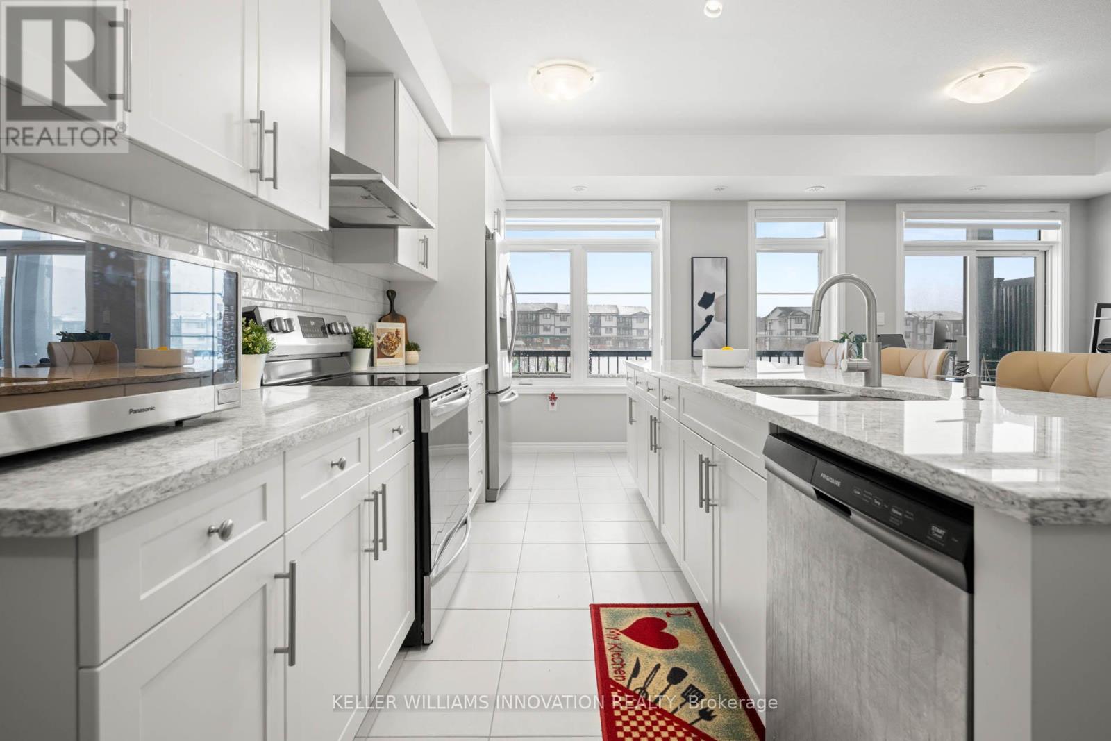 90 Wheat Lane, Kitchener, Ontario N2R 0R6 - Photo 9 - X12664164