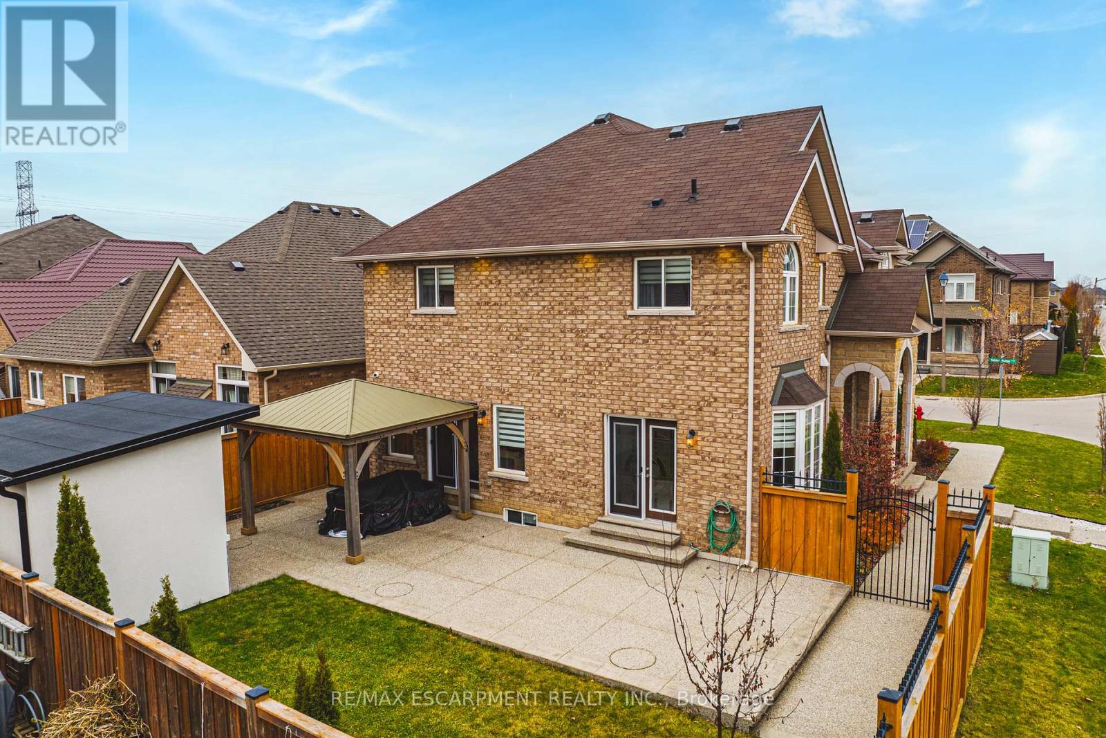 96 Hidden Ridge Crescent, Hamilton, Ontario  L9A 2X3 - Photo 39 - X12664176