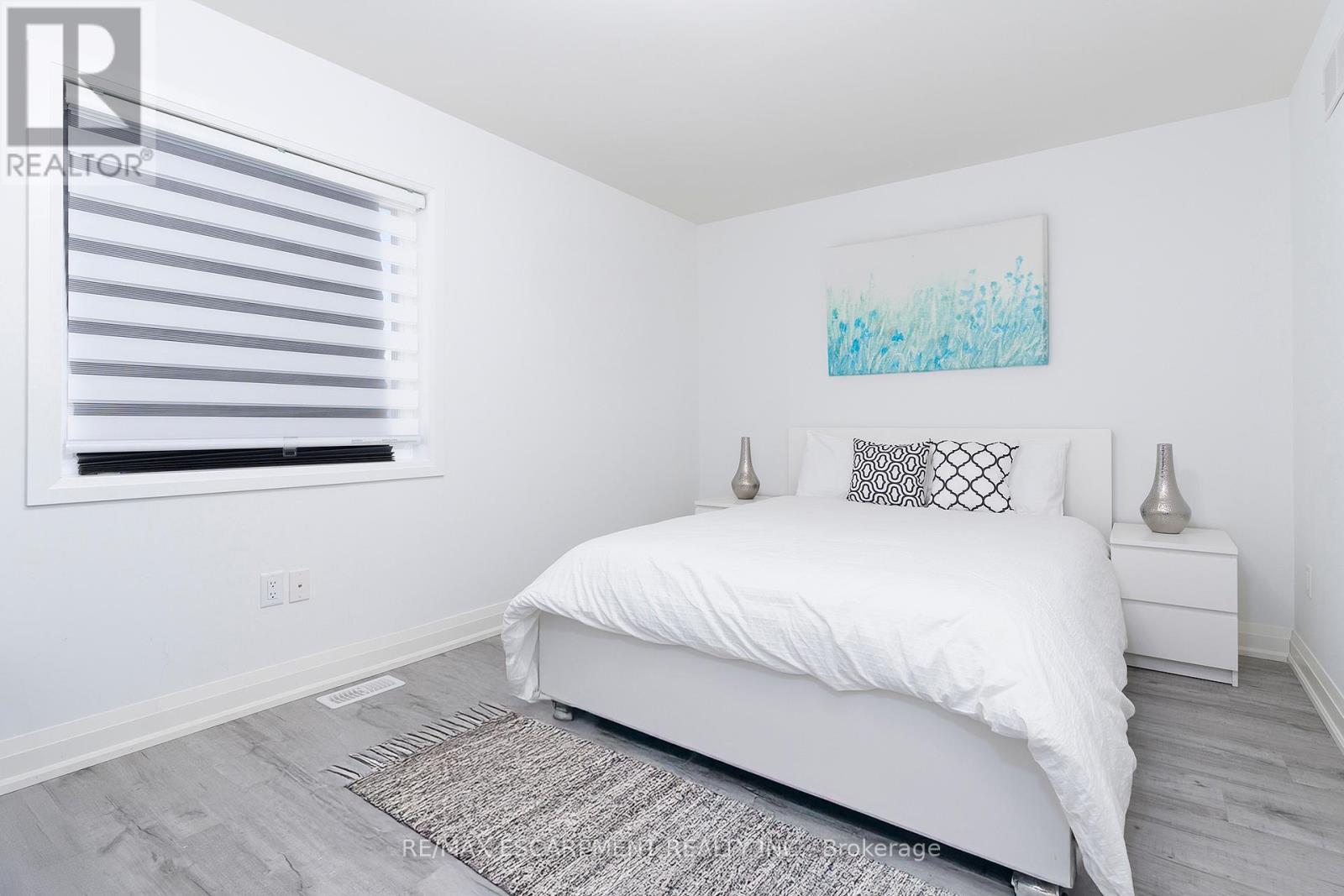 388 Klein Circle, Hamilton, Ontario  L9G 3K9 - Photo 24 - X12664234