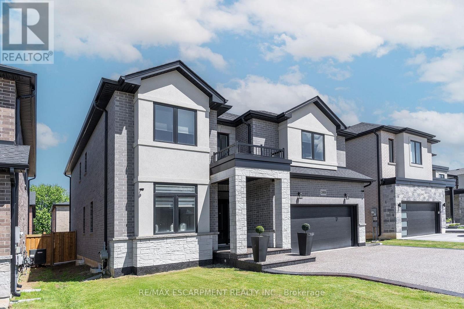 388 Klein Circle, Hamilton, Ontario  L9G 3K9 - Photo 29 - X12664234