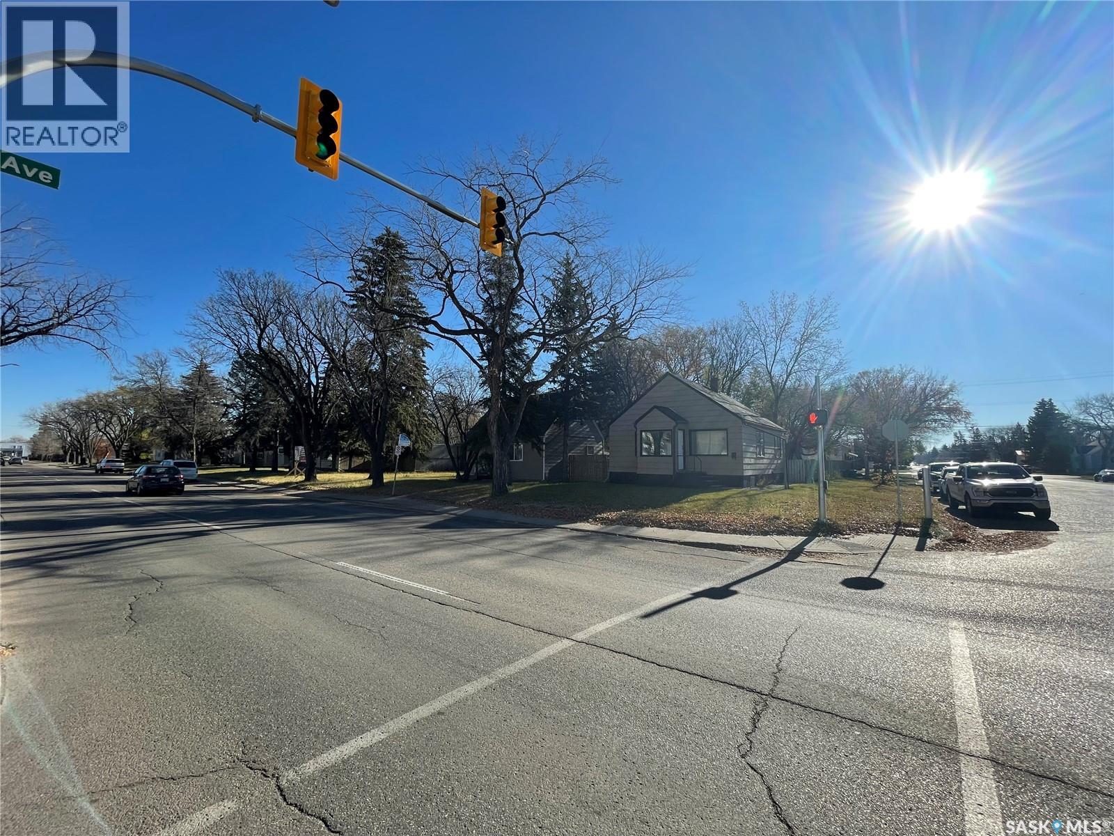 802 804 808 8th Street E, Saskatoon, Saskatchewan  S7H 0R5 - Photo 6 - SK026243