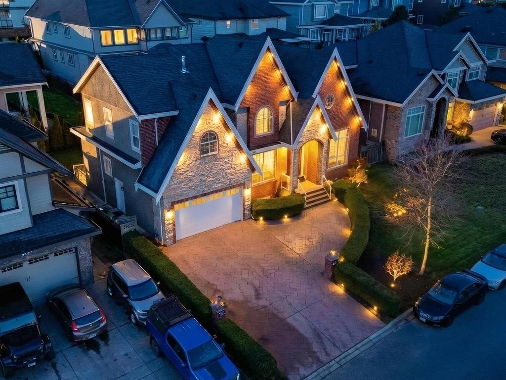 5529 188a Street, Surrey, British Columbia  V3S 6S4 - Photo 1 - R3076043