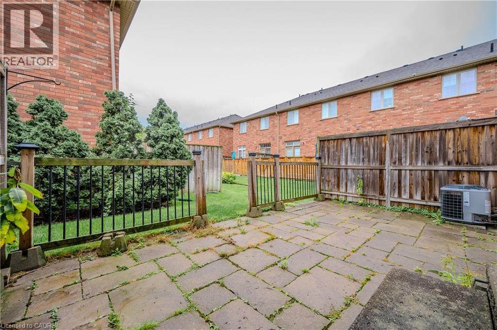 2282 Orchard Road Unit# 27, Burlington, Ontario  L7L 0B5 - Photo 2 - 40795944