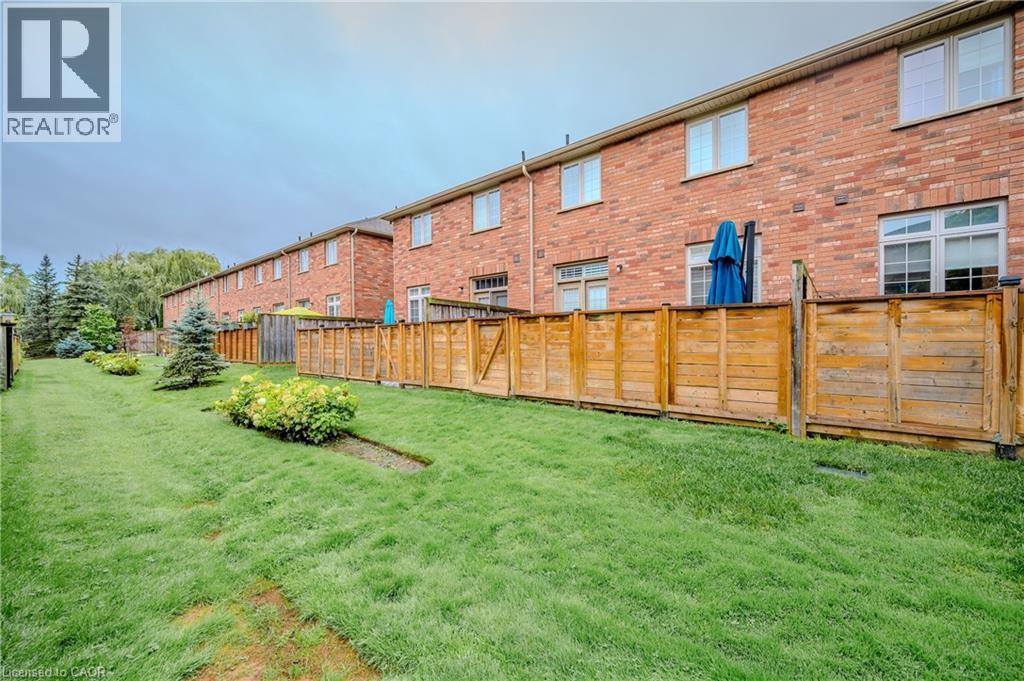 2282 Orchard Road Unit# 27, Burlington, Ontario  L7L 0B5 - Photo 5 - 40795944