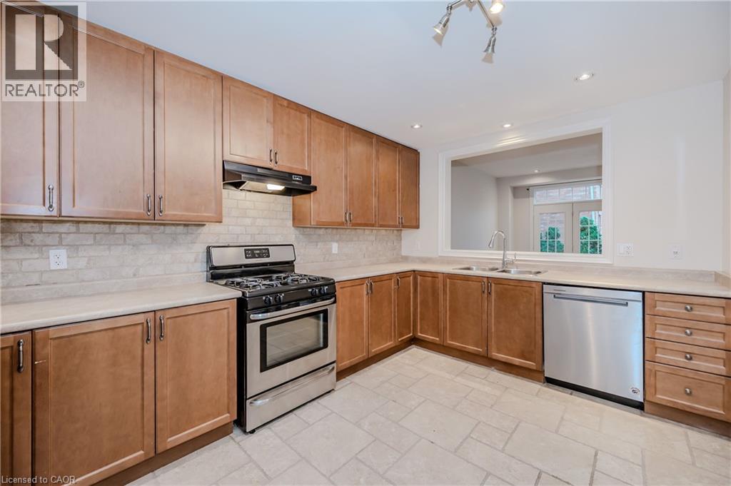 2282 Orchard Road Unit# 27, Burlington, Ontario  L7L 0B5 - Photo 11 - 40795944