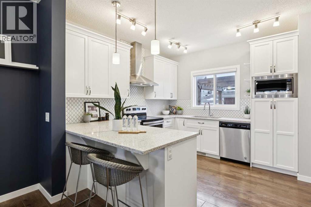 98 Magnolia Square Se, Calgary, Alberta  T3M 2W4 - Photo 10 - A2275585