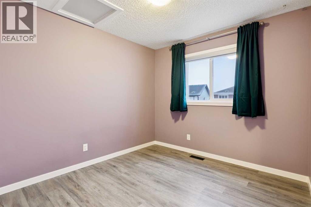 98 Magnolia Square Se, Calgary, Alberta  T3M 2W4 - Photo 19 - A2275585