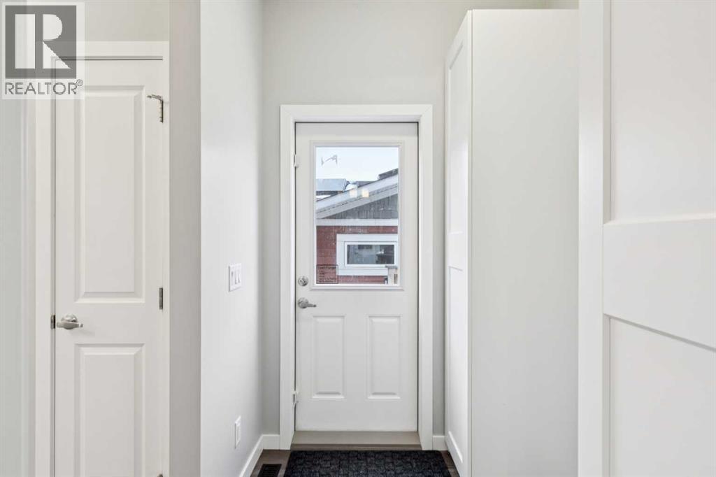 98 Magnolia Square Se, Calgary, Alberta  T3M 2W4 - Photo 17 - A2275585