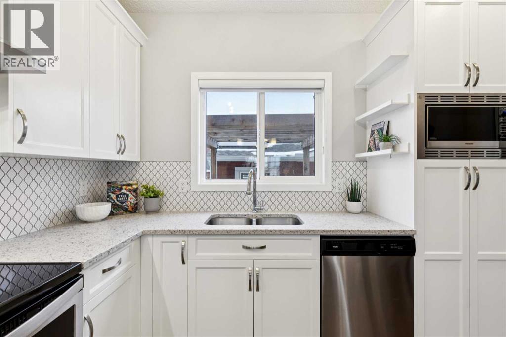 98 Magnolia Square Se, Calgary, Alberta  T3M 2W4 - Photo 15 - A2275585