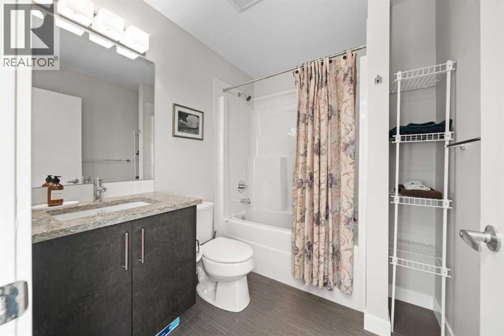 512 Drake Landing Wynd, Okotoks, Alberta  T1S 5R1 - Photo 26 - A2276304