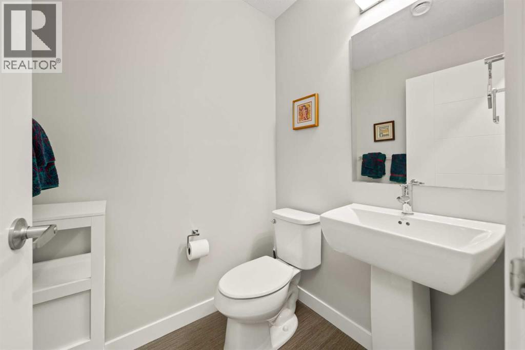 512 Drake Landing Wynd, Okotoks, Alberta  T1S 5R1 - Photo 30 - A2276304