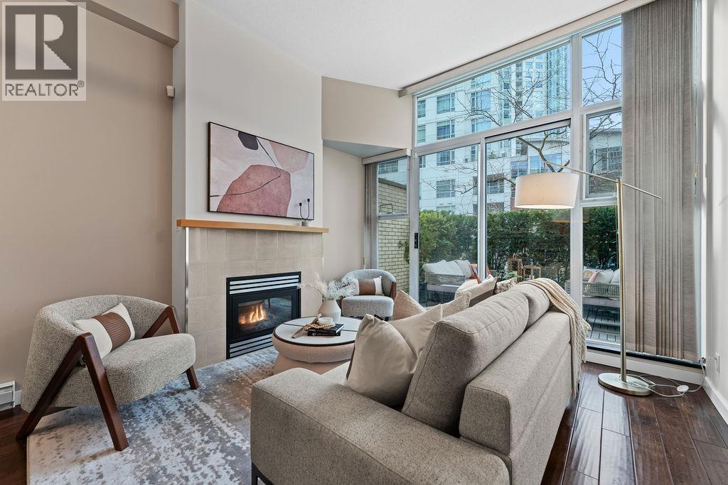 123 Aquarius Mews, Vancouver, British Columbia  V6Z 2Z1 - Photo 10 - R3076068