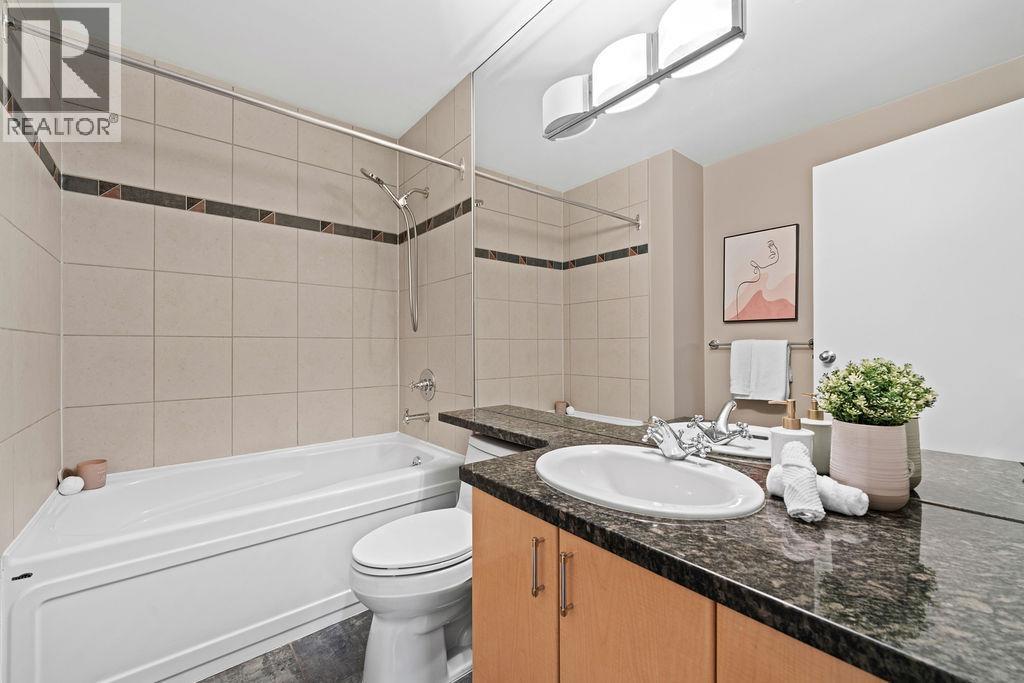 123 Aquarius Mews, Vancouver, British Columbia  V6Z 2Z1 - Photo 35 - R3076068