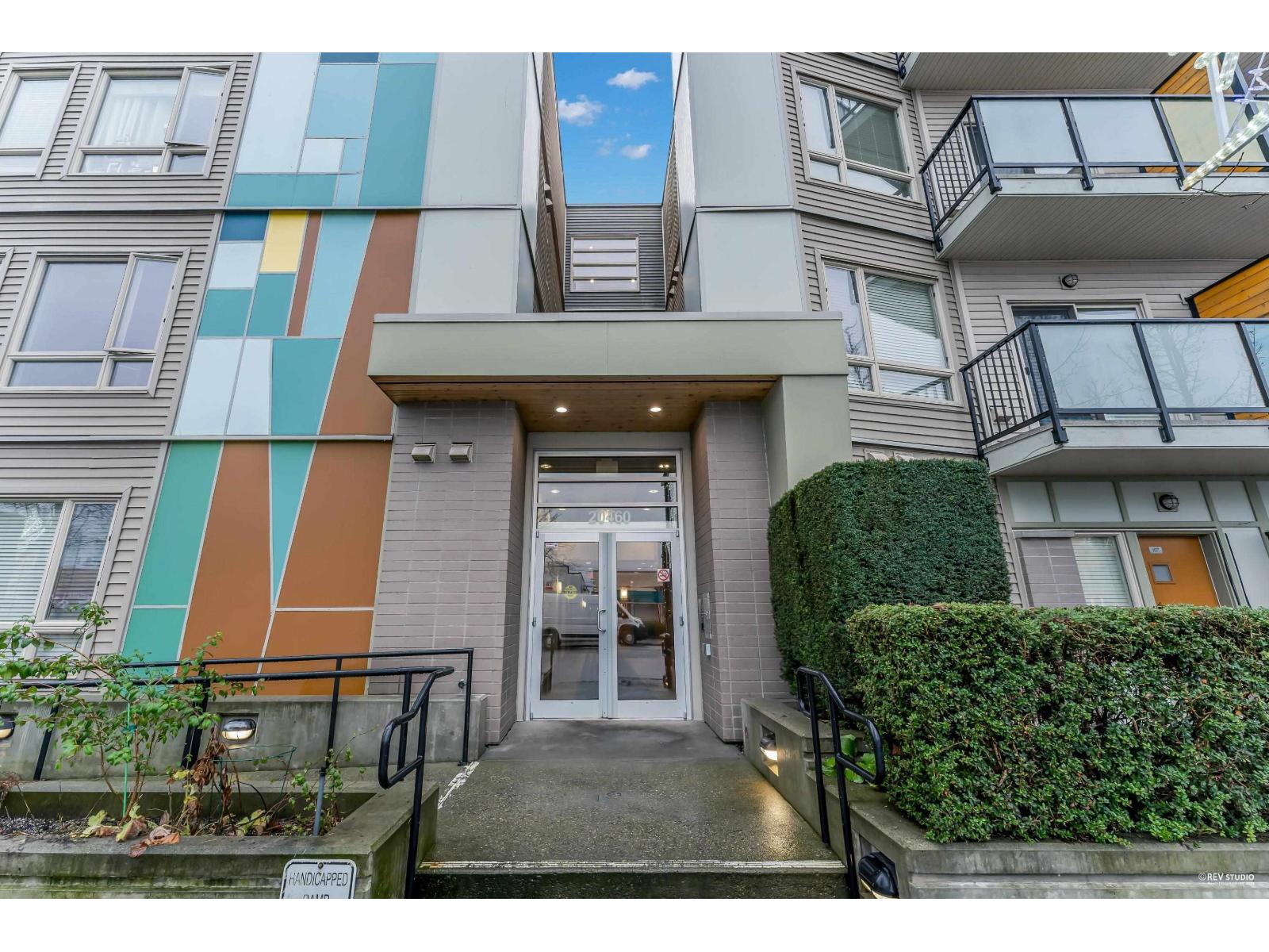 202 20460 Douglas Crescent, Langley, British Columbia  V3A 0C6 - Photo 2 - R3075008