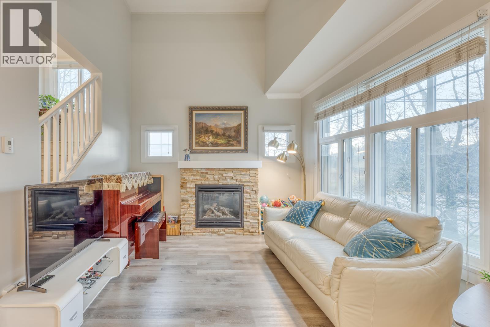 9 7171 Steveston Highway, Richmond, British Columbia  V7A 5K4 - Photo 2 - R3075763