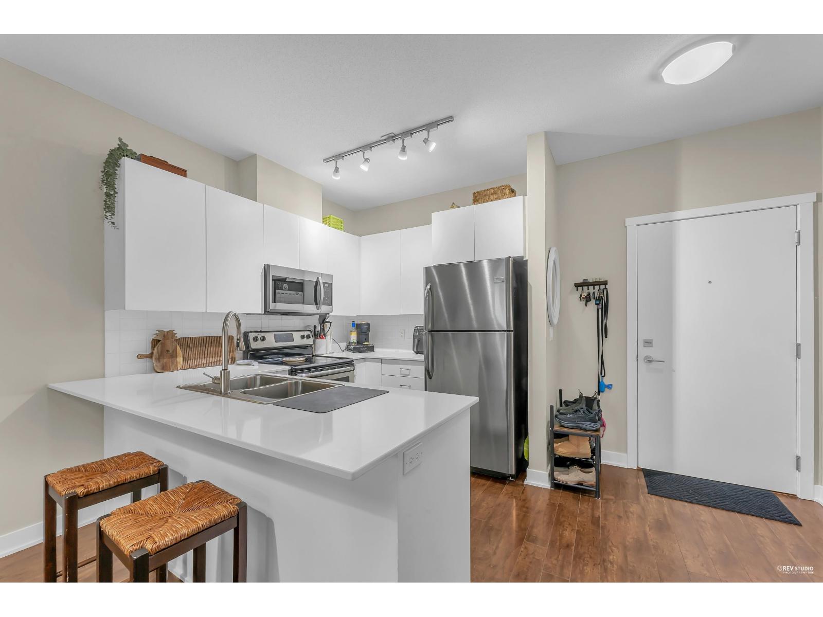 202 20460 Douglas Crescent, Langley, British Columbia  V3A 0C6 - Photo 5 - R3075008