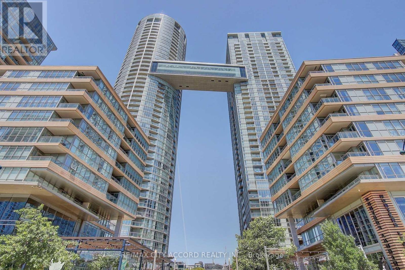 3312 - 15 Iceboat Terrace, Toronto, Ontario  M5V 4A5 - Photo 1 - C12664250
