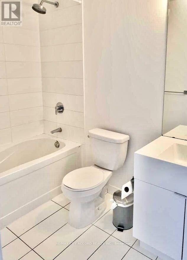 3312 - 15 Iceboat Terrace, Toronto, Ontario  M5V 4A5 - Photo 8 - C12664250