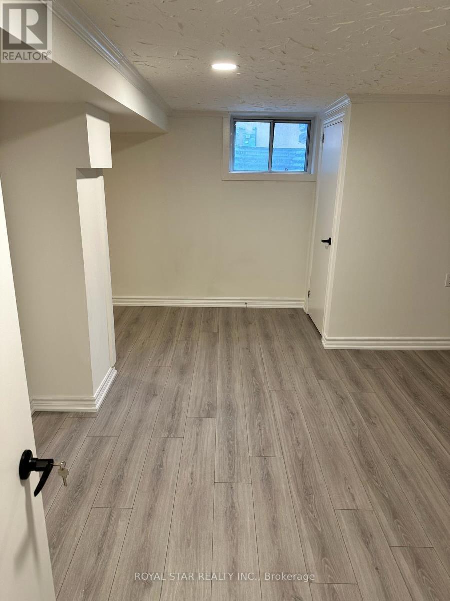 Room - 9 Roycrest Avenue, Toronto, Ontario  M2N 1R1 - Photo 23 - C12664302