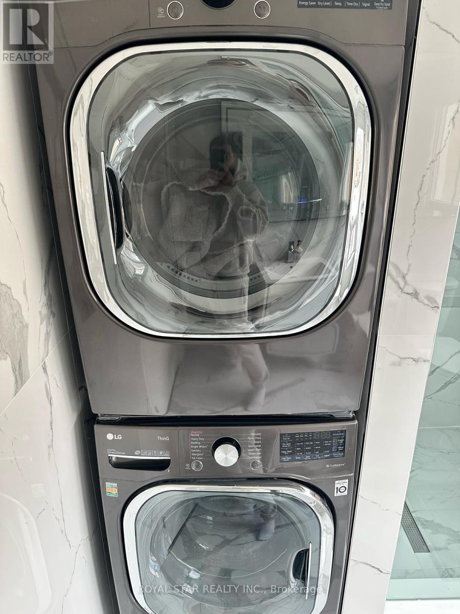 Room - 9 Roycrest Avenue, Toronto, Ontario  M2N 1R1 - Photo 27 - C12664302