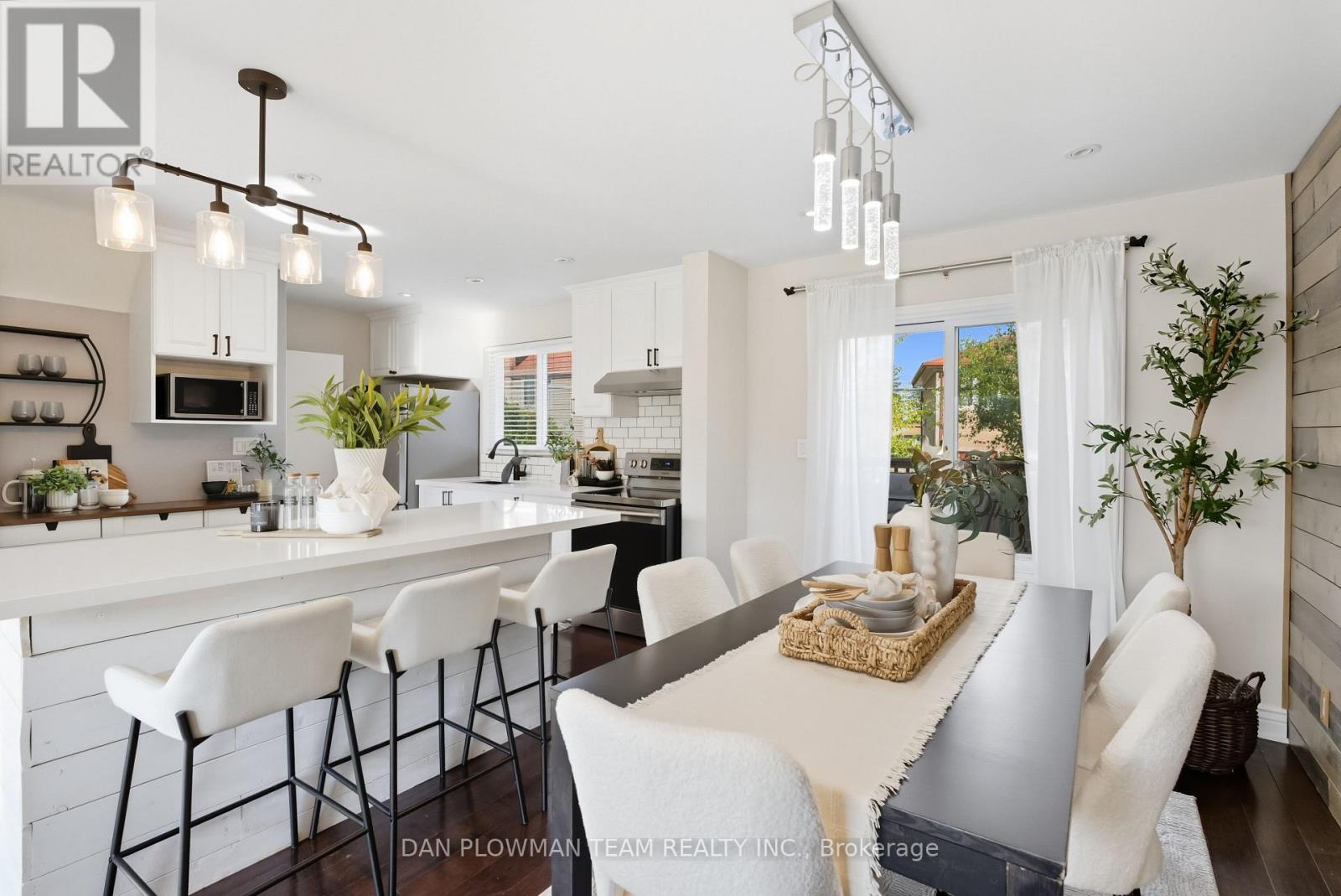 22 ATHENIA COURT, Toronto, Ontario