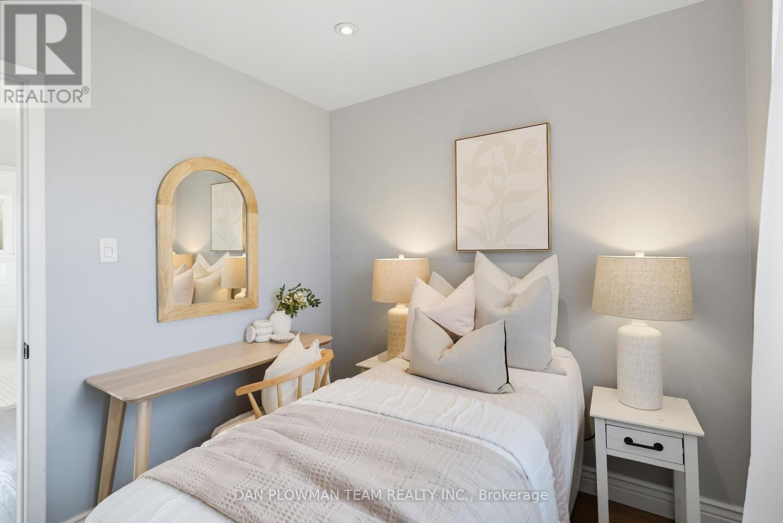 22 Athenia Court, Toronto, Ontario  M1E 2C1 - Photo 17 - E12664246