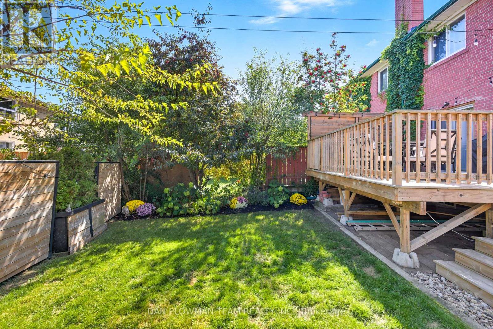 22 Athenia Court, Toronto, Ontario  M1E 2C1 - Photo 34 - E12664246