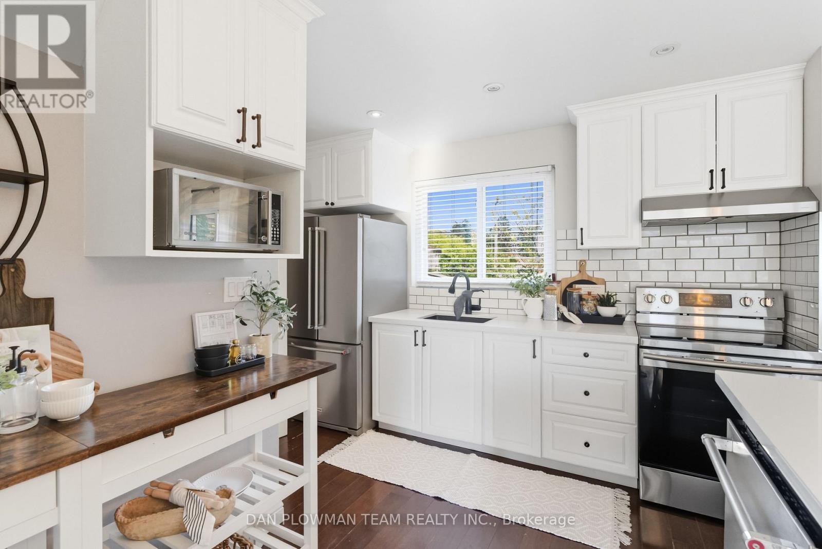 22 Athenia Court, Toronto, Ontario  M1E 2C1 - Photo 6 - E12664246