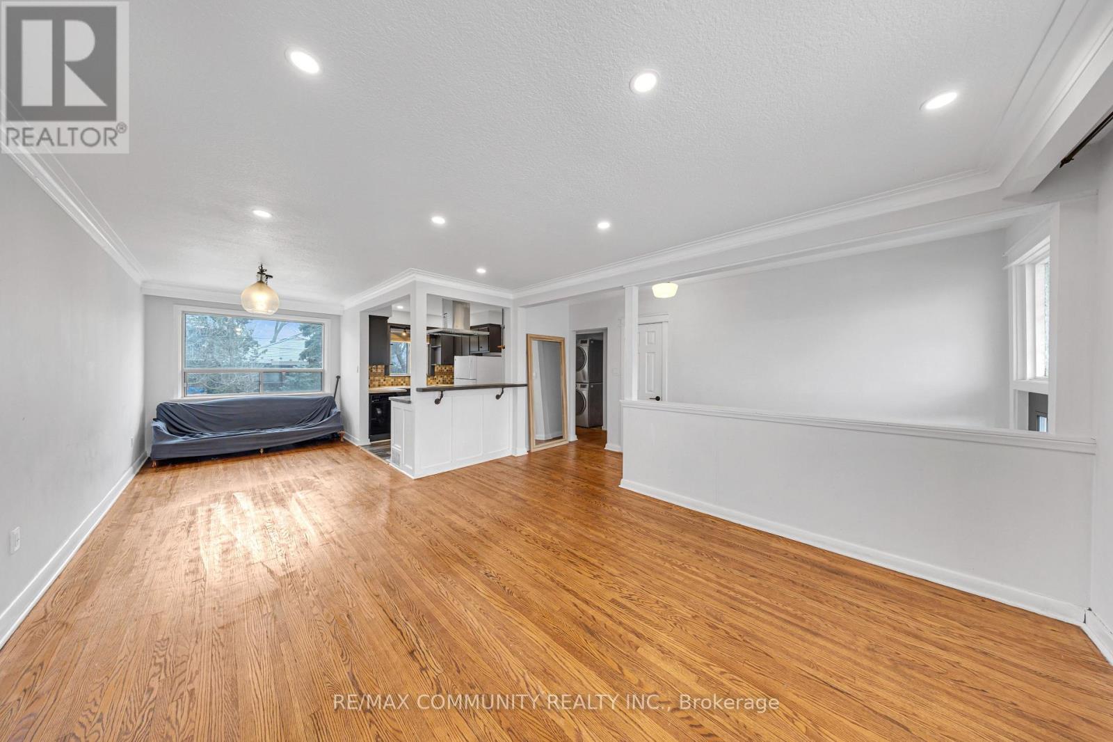 29 Greenock Avenue, Toronto, Ontario  M1G 2Z7 - Photo 3 - E12664262