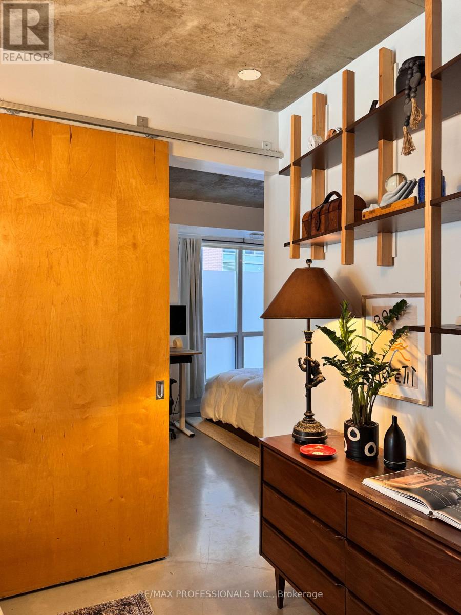 126 - 1 Shaw Street, Toronto, Ontario  M6K 0A1 - Photo 8 - C12664078