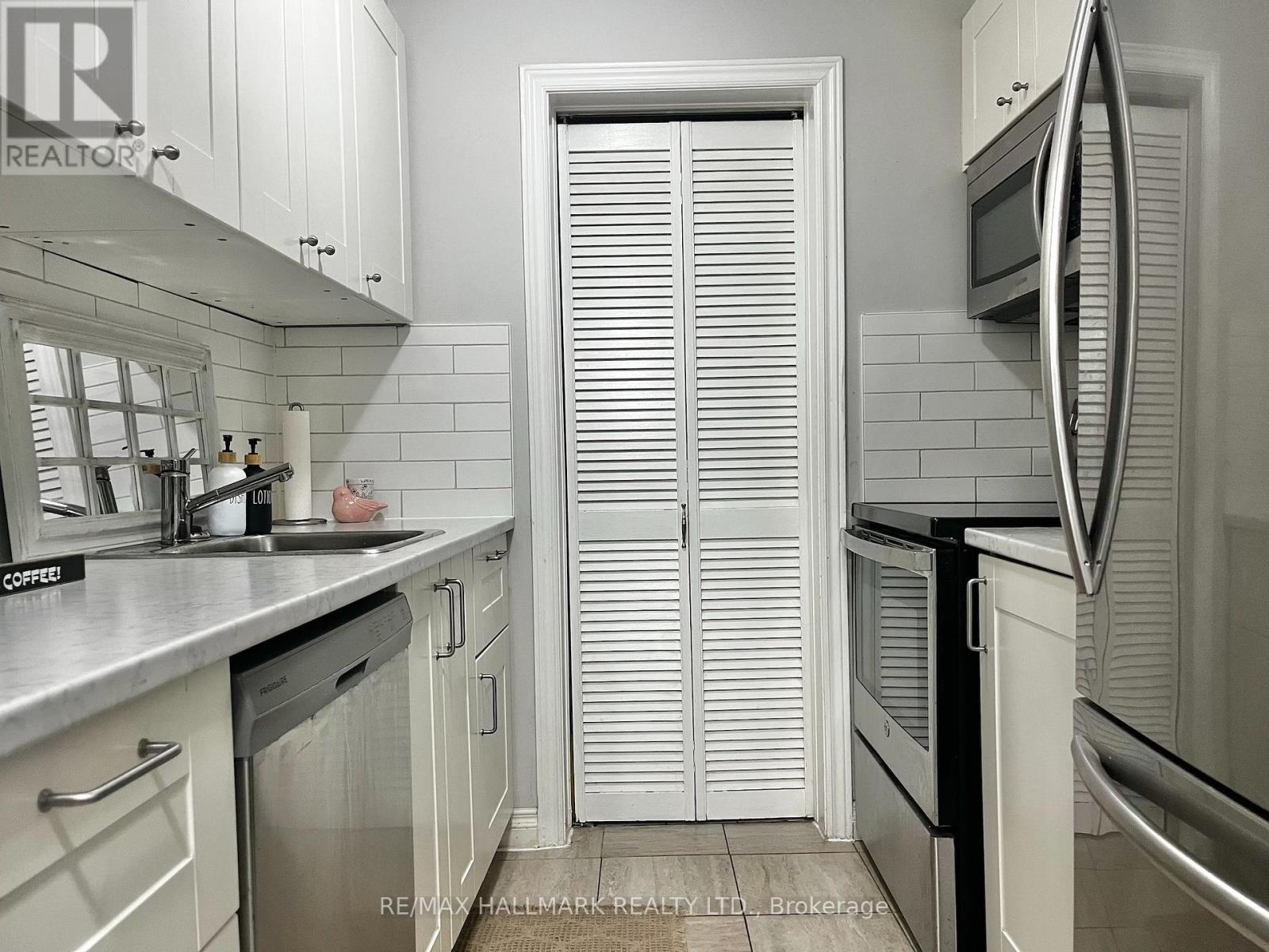 102 - 191 Lake Driveway Way W, Ajax, Ontario  L1S 7H9 - Photo 7 - E12661564