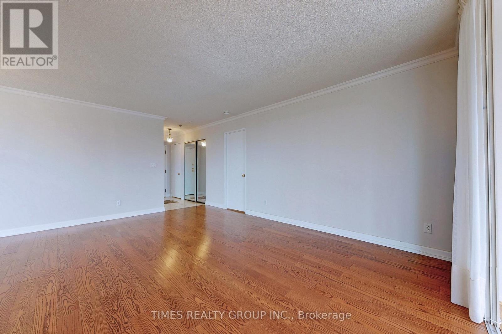 1503 - 33 Weldrick Road E, Richmond Hill, Ontario  L4C 8W4 - Photo 10 - N12664252