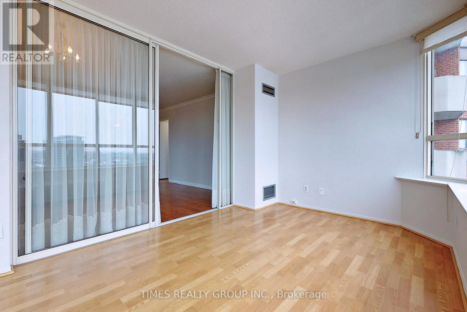 1503 - 33 Weldrick Road E, Richmond Hill, Ontario  L4C 8W4 - Photo 17 - N12664252