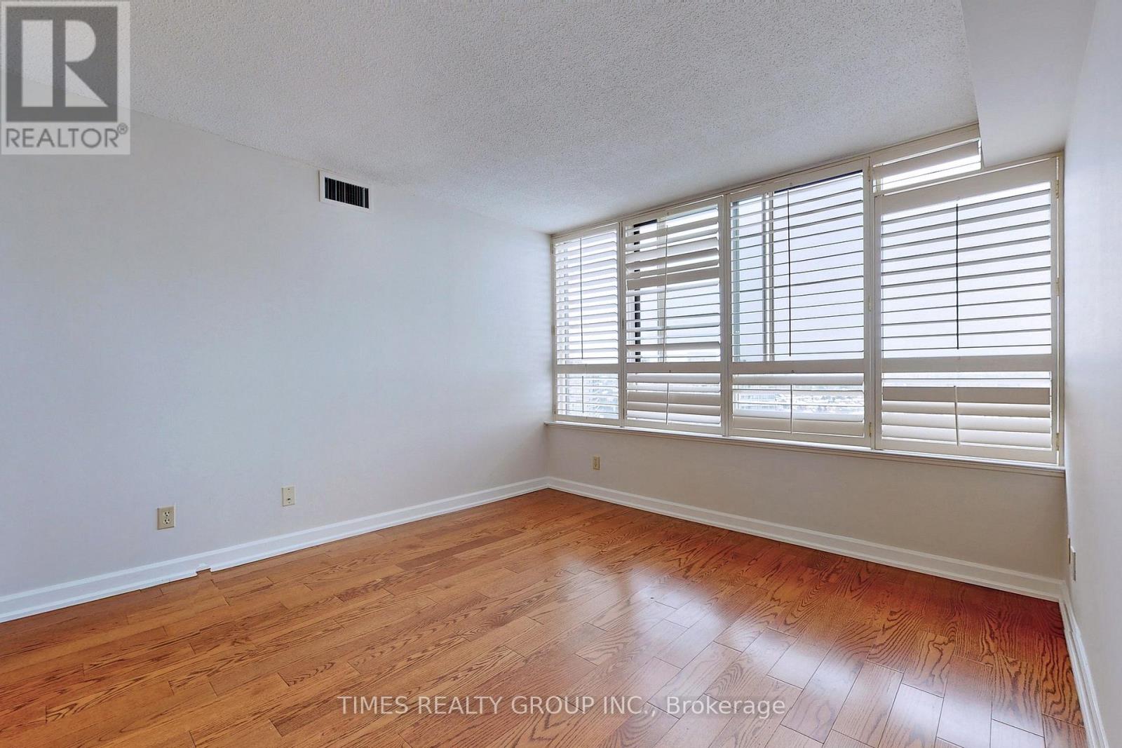 1503 - 33 Weldrick Road E, Richmond Hill, Ontario  L4C 8W4 - Photo 26 - N12664252