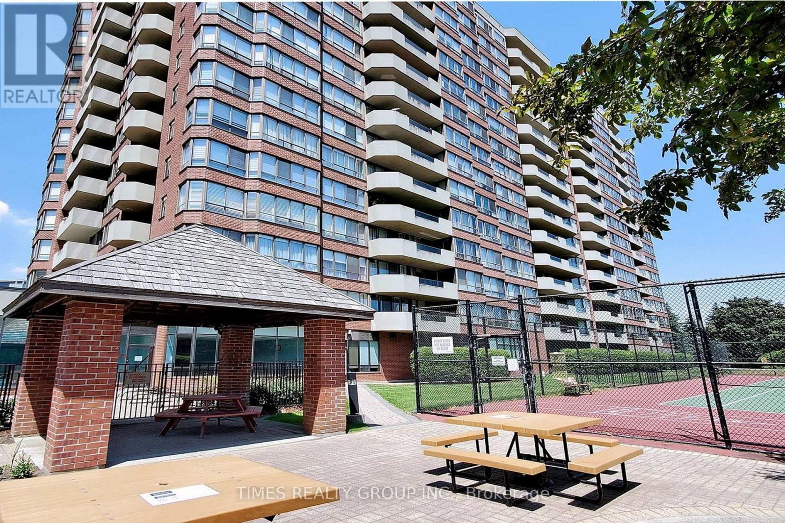 1503 - 33 Weldrick Road E, Richmond Hill, Ontario  L4C 8W4 - Photo 39 - N12664252