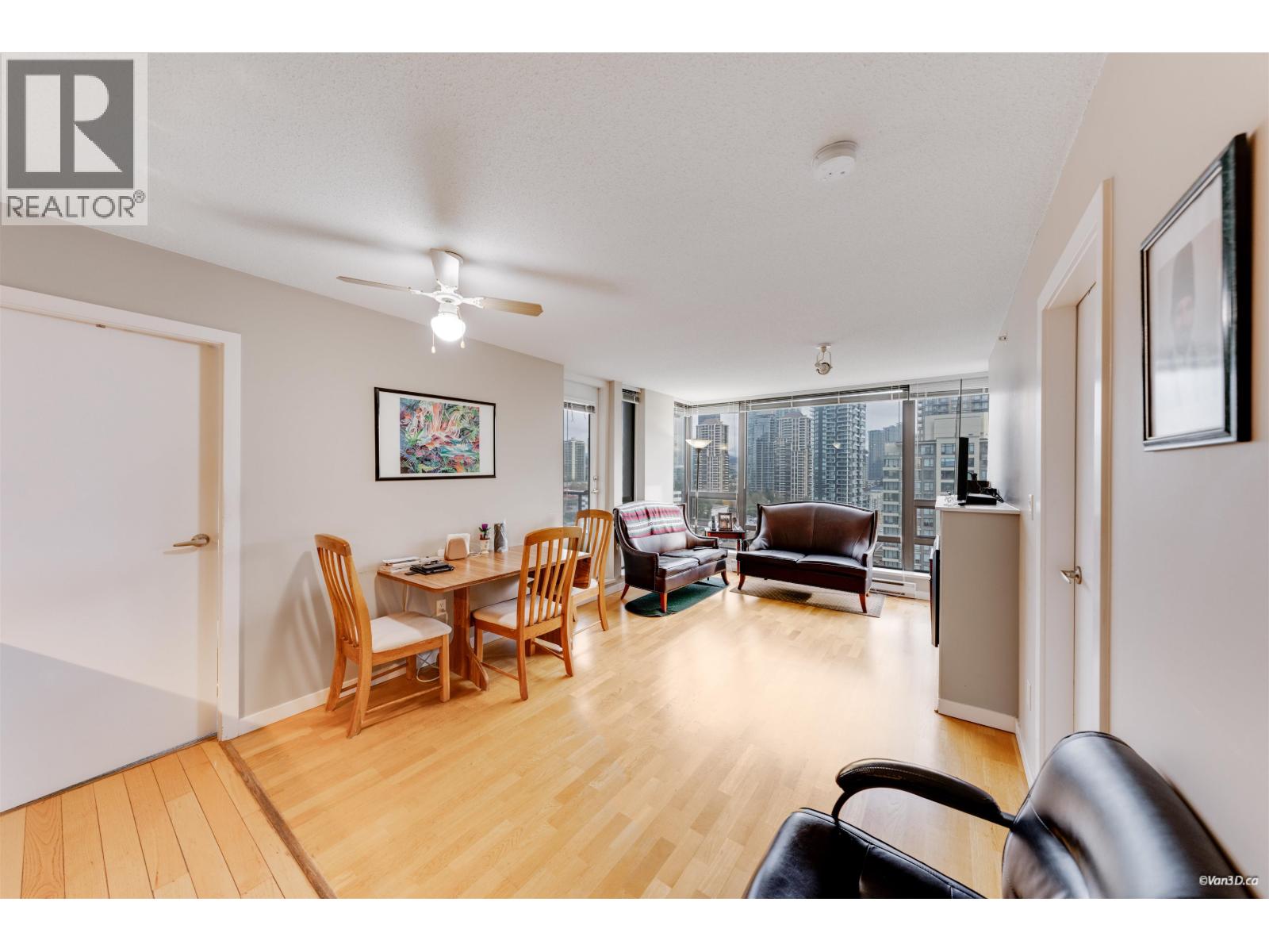 1704 4118 Dawson Street, Burnaby, British Columbia  V5C 0A3 - Photo 2 - R3075842