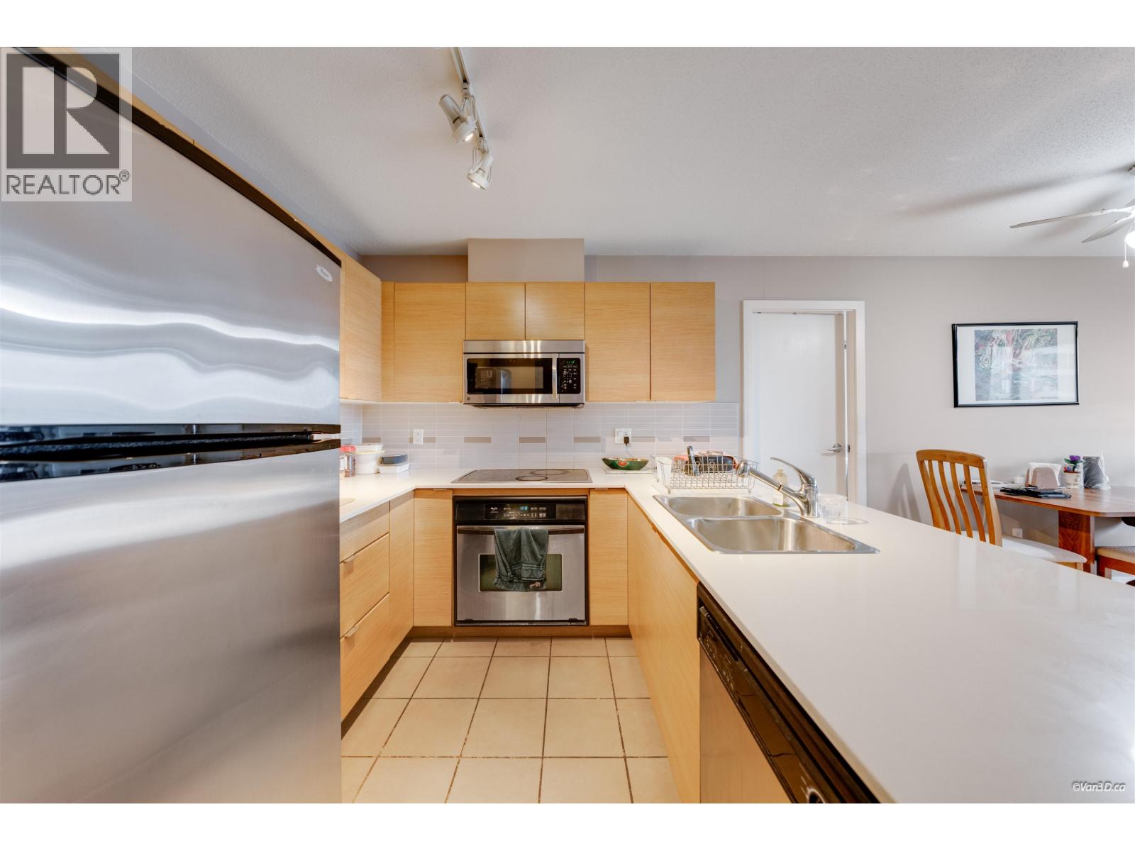 1704 4118 Dawson Street, Burnaby, British Columbia  V5C 0A3 - Photo 7 - R3075842