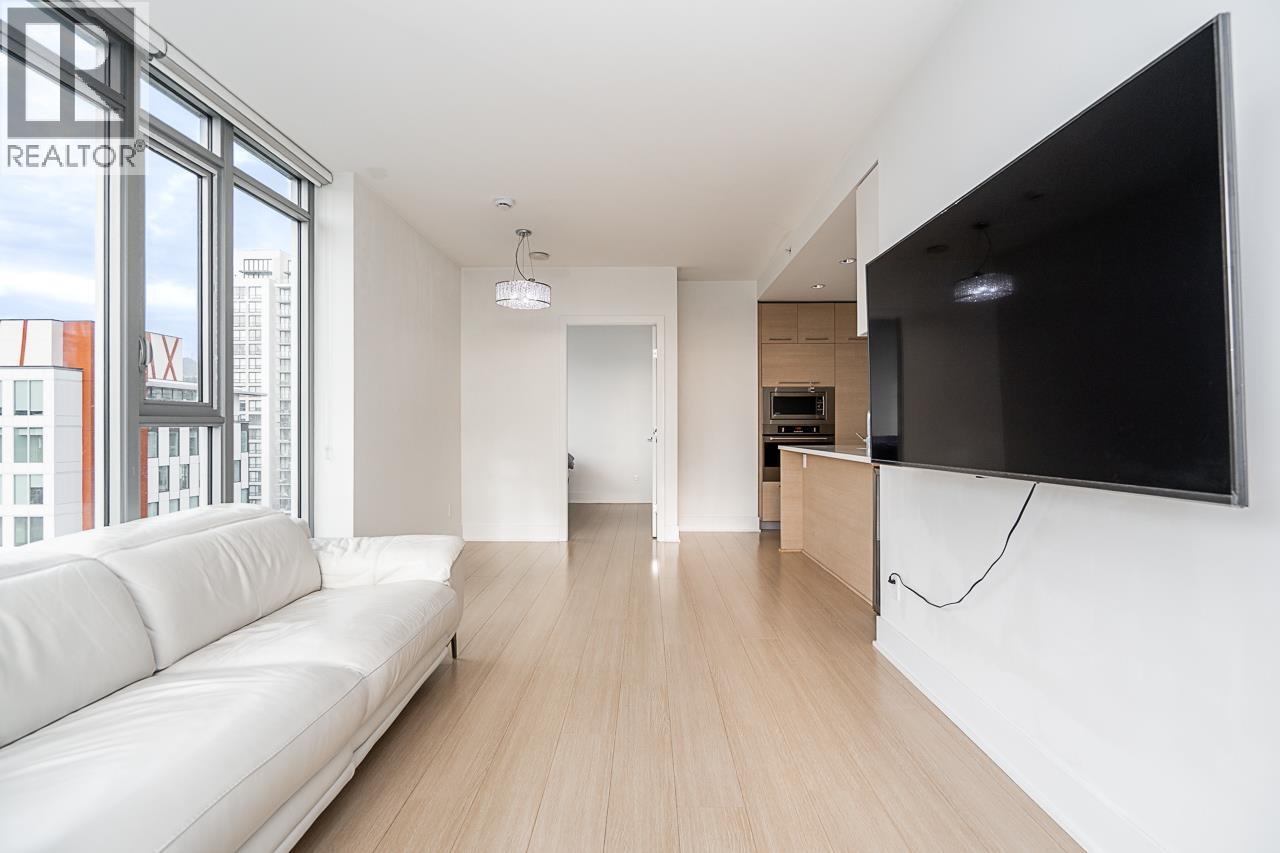 2002 1188 Pinetree Way, Coquitlam, British Columbia  V3B 0K9 - Photo 8 - R3076072