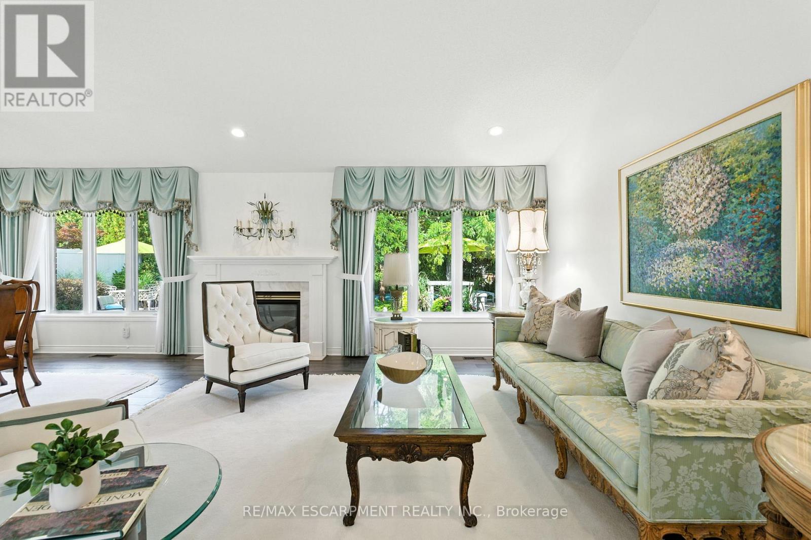 1104 Crofton Way, Burlington, Ontario  L7P 4W8 - Photo 10 - W12664256